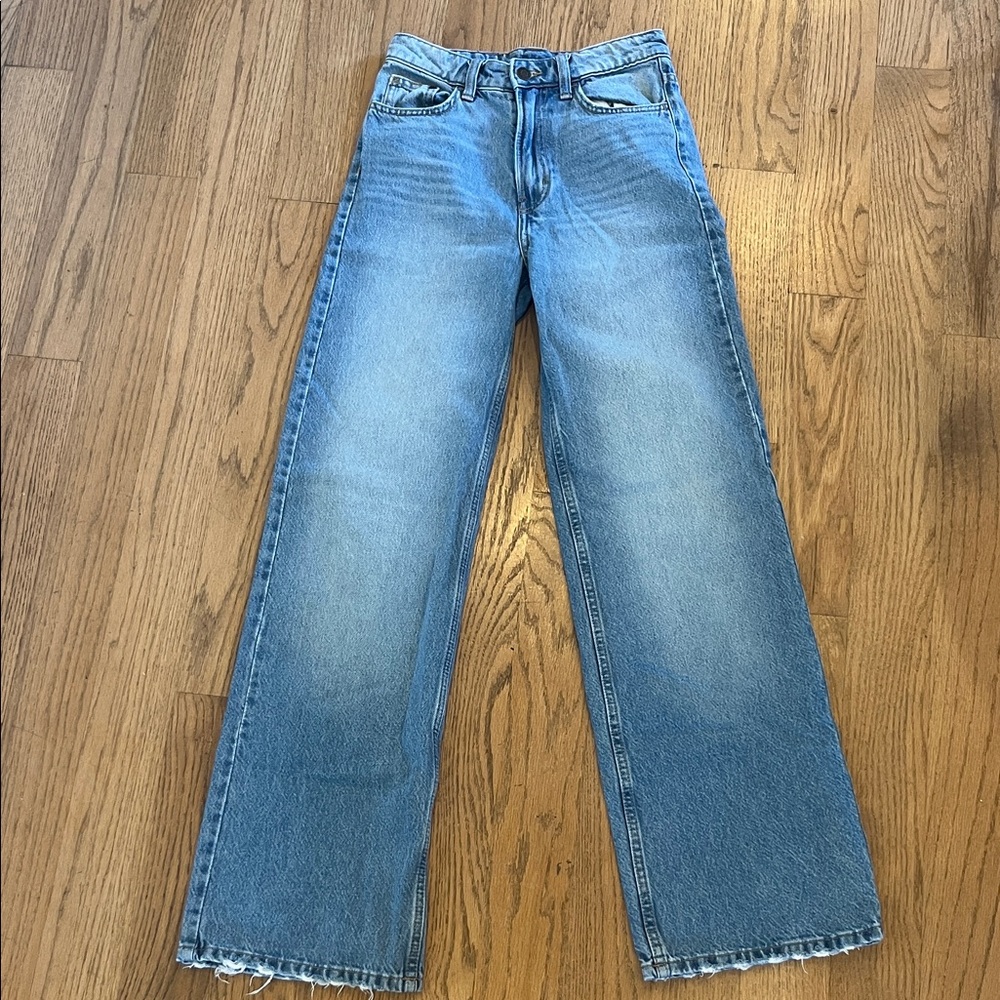 H&M Wide-Leg Jeans